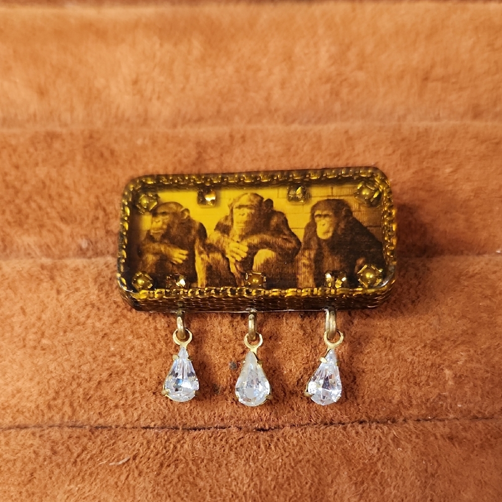Vintage | 3 Wise Monkey Brooch with Crystal Drops